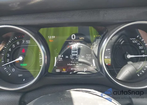 2021 Jeep Wrangler 4Xe Unlimited Sahara 4X4 z USA, uszkodzony, nr VIN 1C4JJXP66MW802866